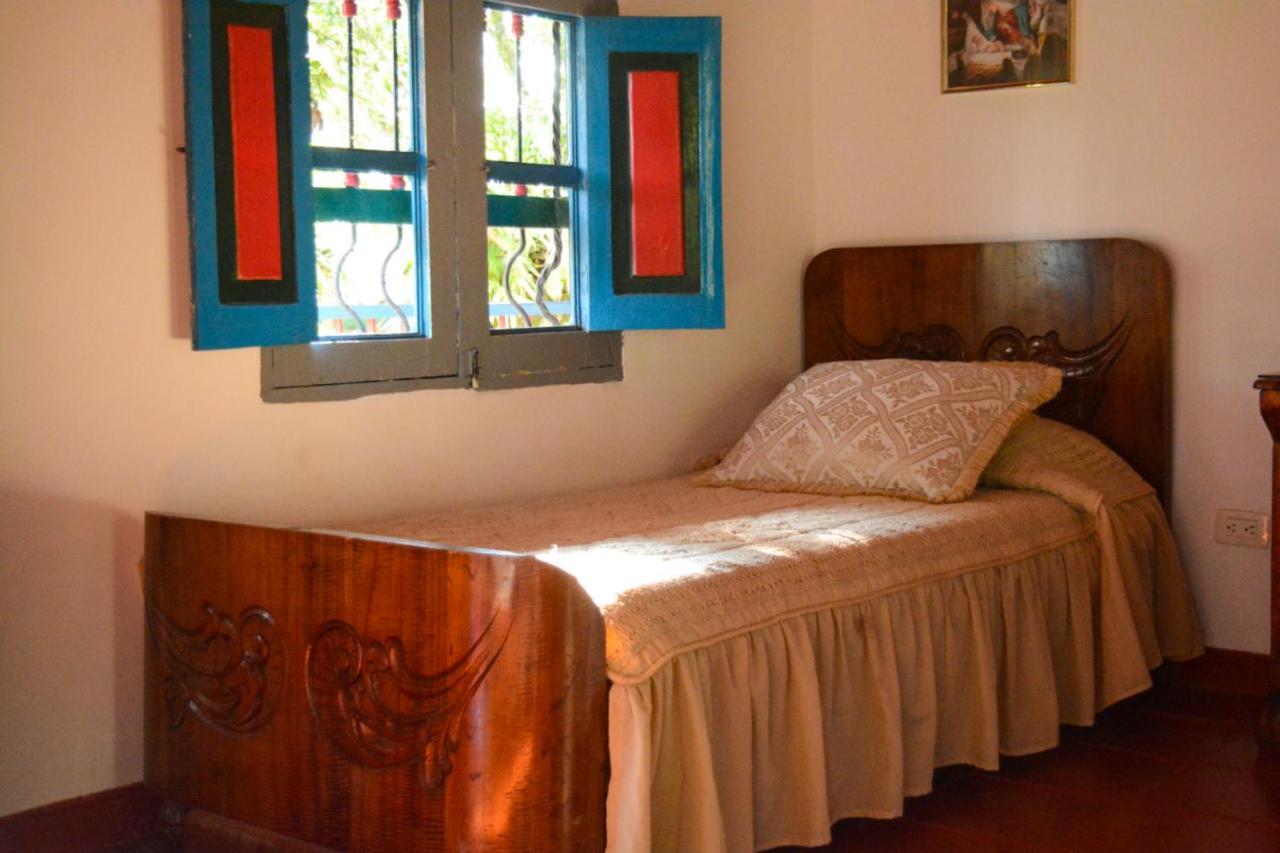 Bed and Breakfast Finca La Colina Каларка Экстерьер фото