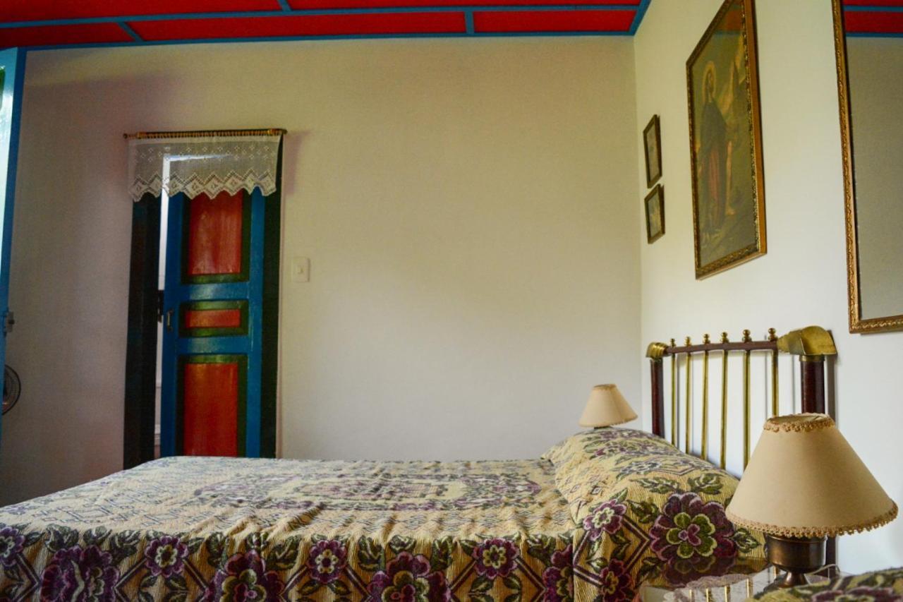 Bed and Breakfast Finca La Colina Каларка Экстерьер фото