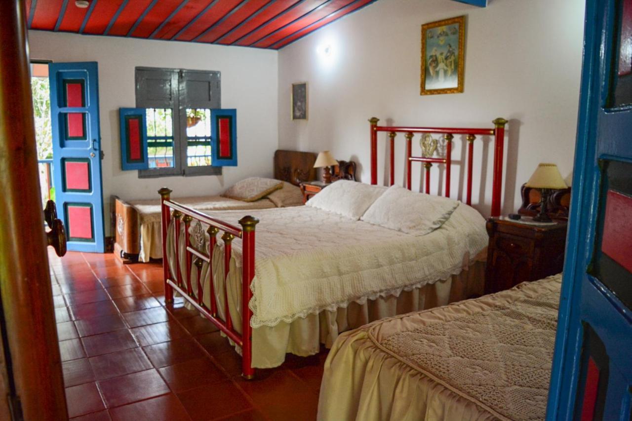 Bed and Breakfast Finca La Colina Каларка Экстерьер фото