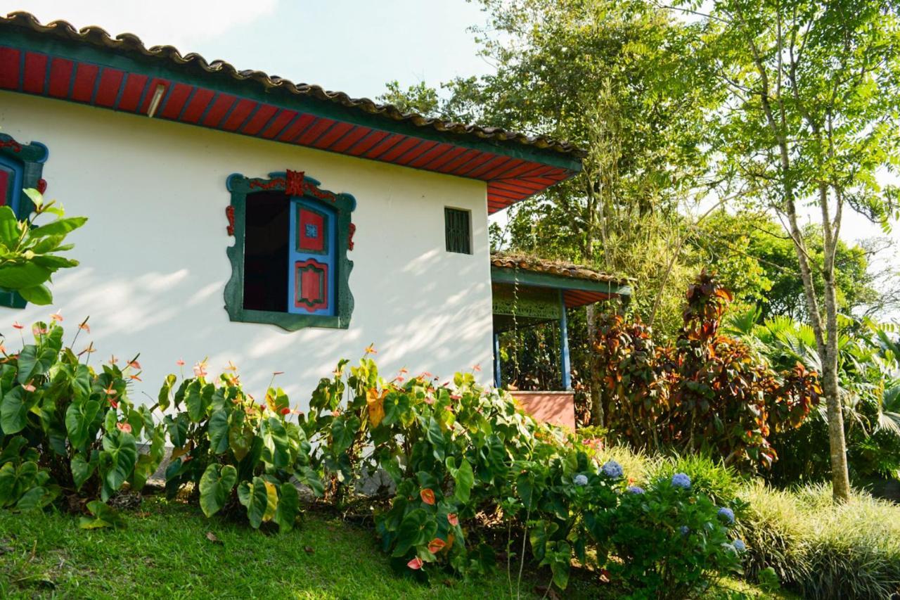 Bed and Breakfast Finca La Colina Каларка Экстерьер фото